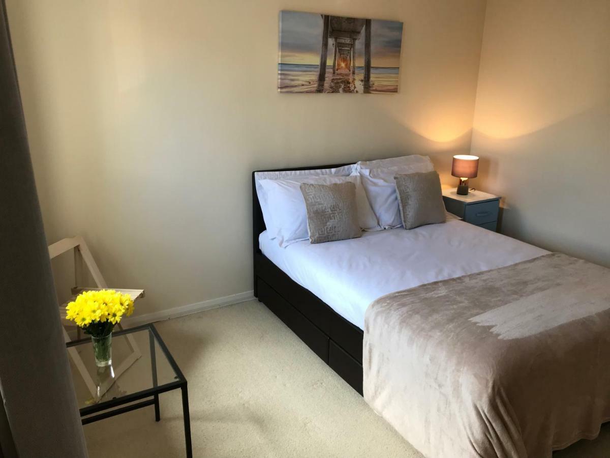 Gunwharf Quays Holiday Homes Портцмаус Экстерьер фото