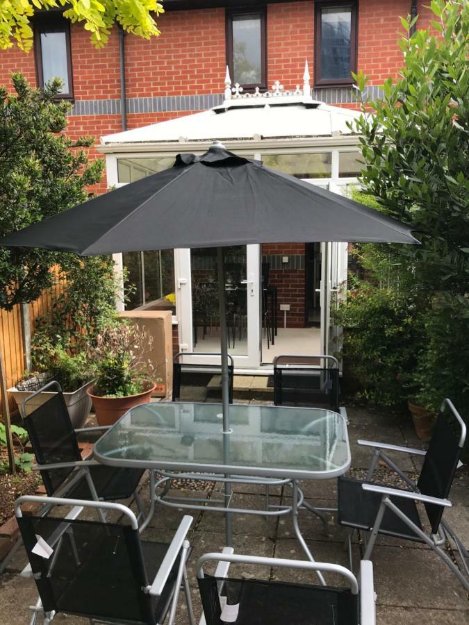 Gunwharf Quays Holiday Homes Портцмаус Экстерьер фото