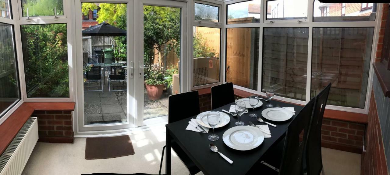 Gunwharf Quays Holiday Homes Портцмаус Экстерьер фото